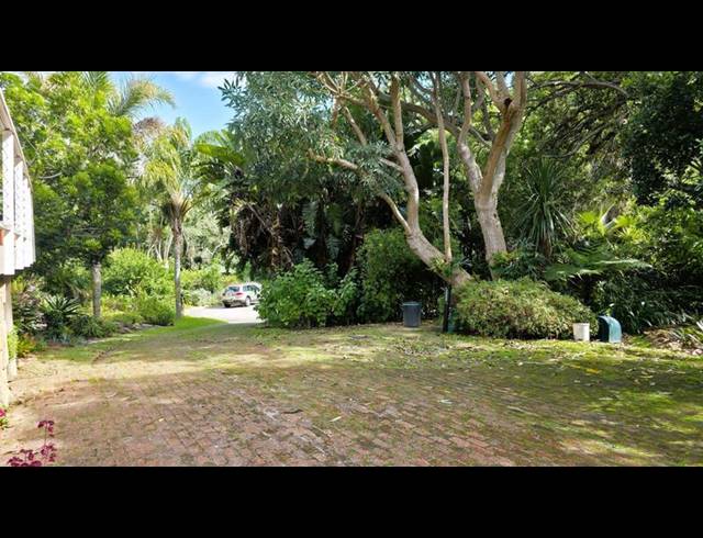 4 BEDROOM HOUSE FOR SALE IN GROOT BRAKRIVIER CENTRAL